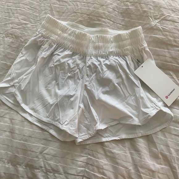 ❌SOLD❌Lululemon Shorts - Picture 1 of 3